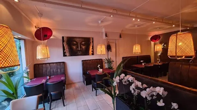 Sasi Thai, Thai Food & Lounge Bar