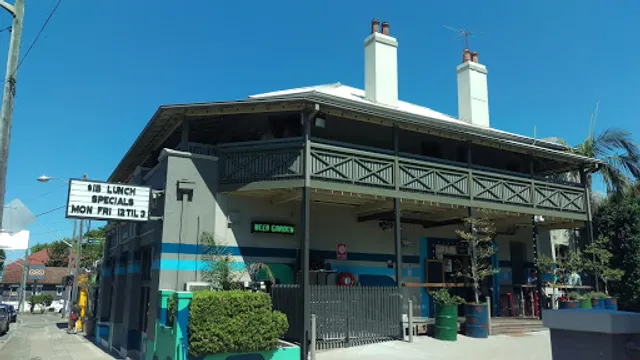 Public House Petersham