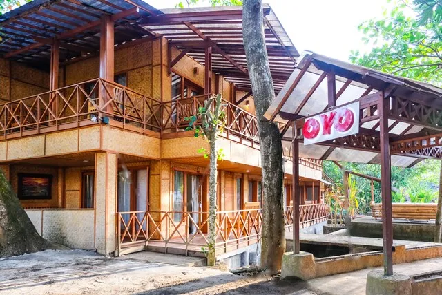 OYO 1099 Bandini Riverside Cottage