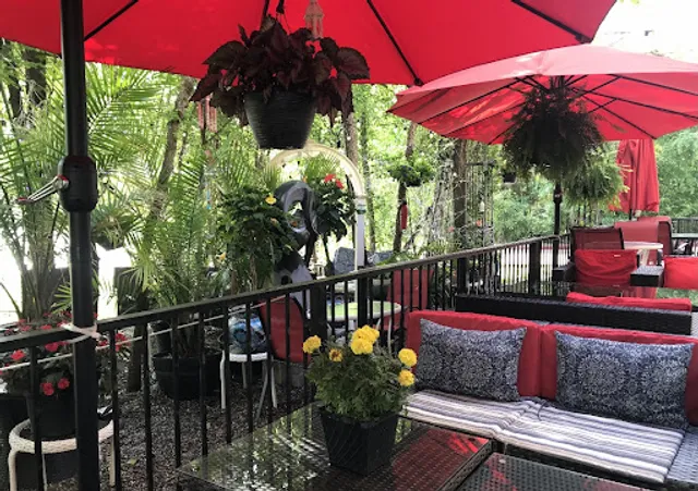 Lama Mediterranean Cuisine