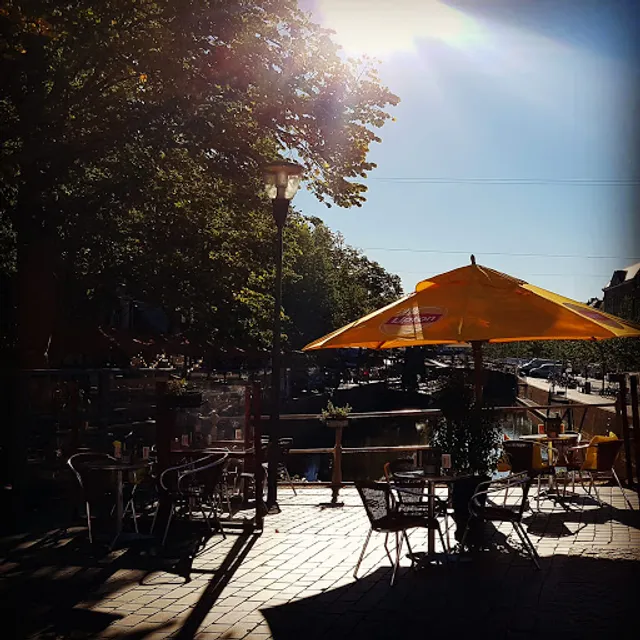 Brongers Cafetaria Zus & Zo