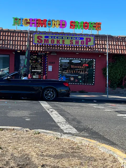 Richmond Smoke Shop