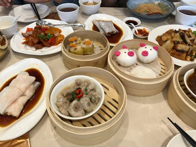 Canton Paradise at MBS