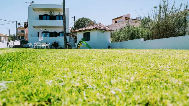 Traditional Seaside Cottage Chania