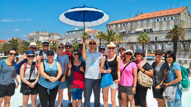 Split walking tour