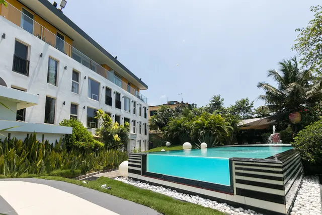 Red Mango Hotel and Apartments