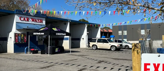 Tiny Bubbles Car Wash