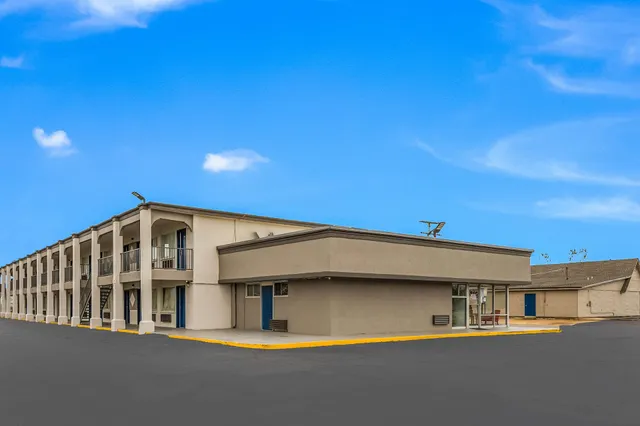 Motel 6 Tupelo, MS - Downtown