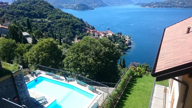 Lakecomoweb Apartments