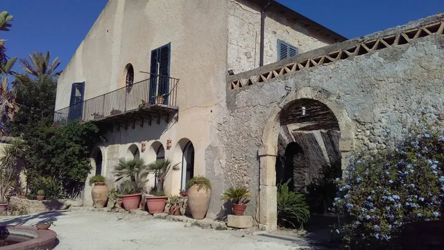 Tenuta Barone La Lumia