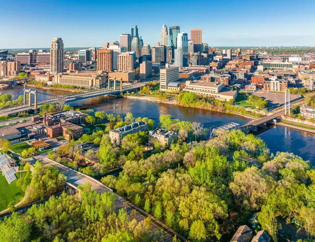 Crowne Plaza Suites Msp Airport - Mall of America by IHG