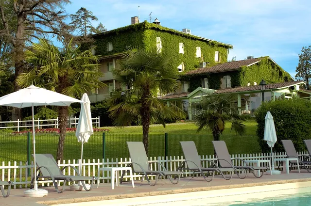 Logis Hôtel Domaine de Fompeyre