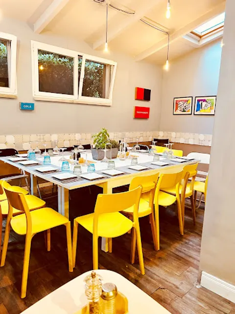 Ova e Farina: Produzione Pasta Fresca, Ristorante e Gastronomia