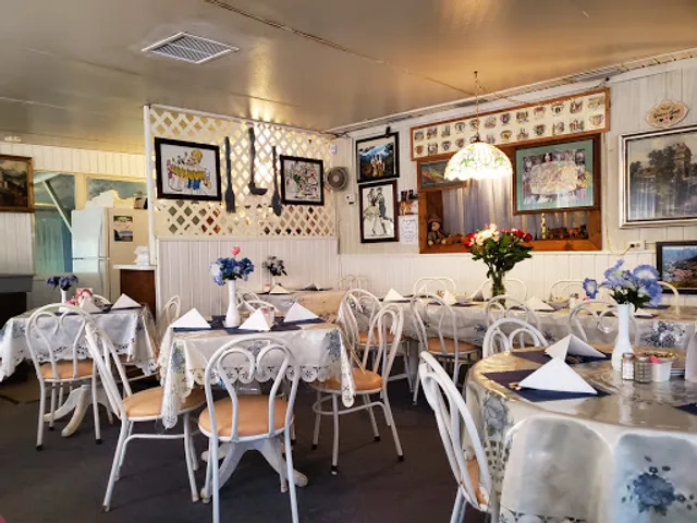 Emmy's Time Out Tavern