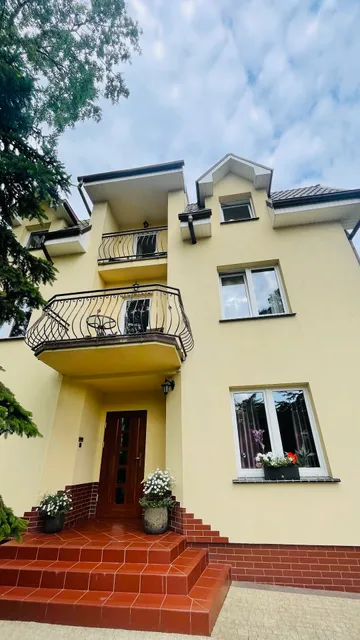 With Forest. rooms for rent