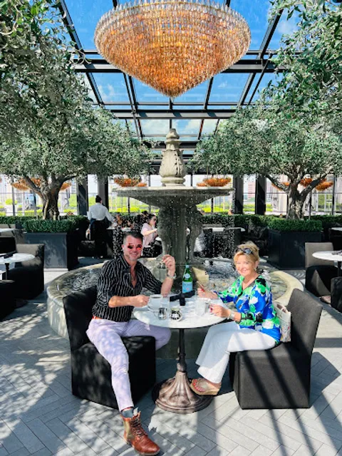 RH Rooftop Restaurant at RH Oak Brook