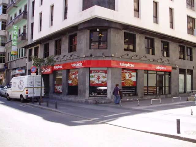 Telepizza Las Palmas León y Castillo - Comida a Domicilio