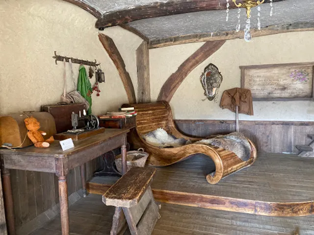 Hillside Cafe TEAROOM