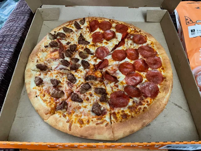 Little Caesars Pizza