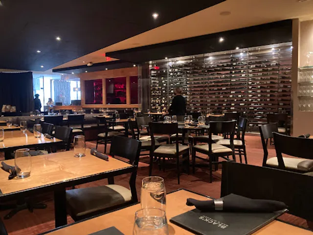 Black's Bar & Kitchen