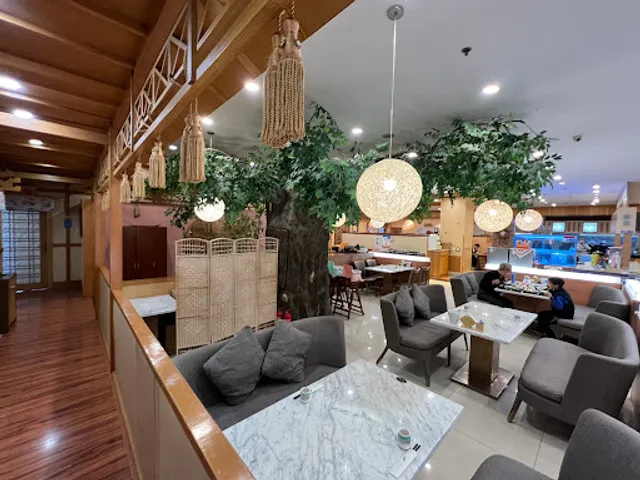 Momiji Japanese Cuisine