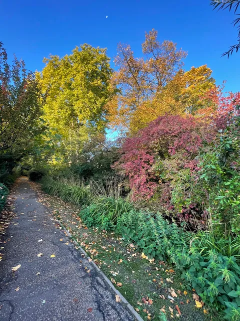 New River Walk and Garden