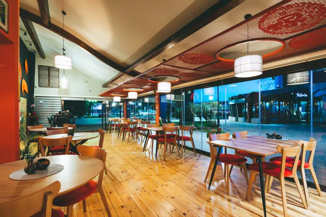 CHi LE MA + Podgroica 吃了吗 +