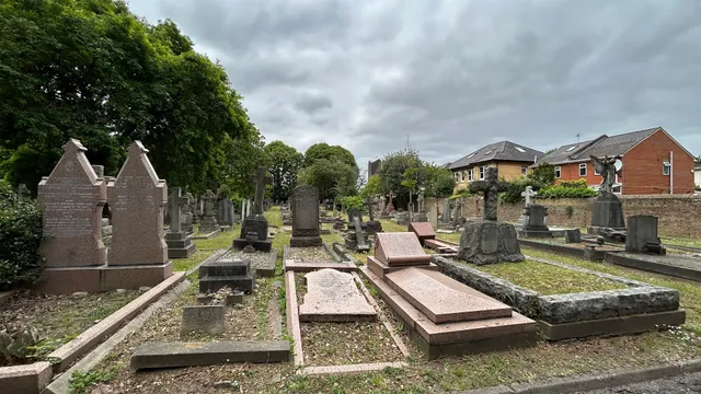 Hanwell Cemetery (former Westminster Cemetery)