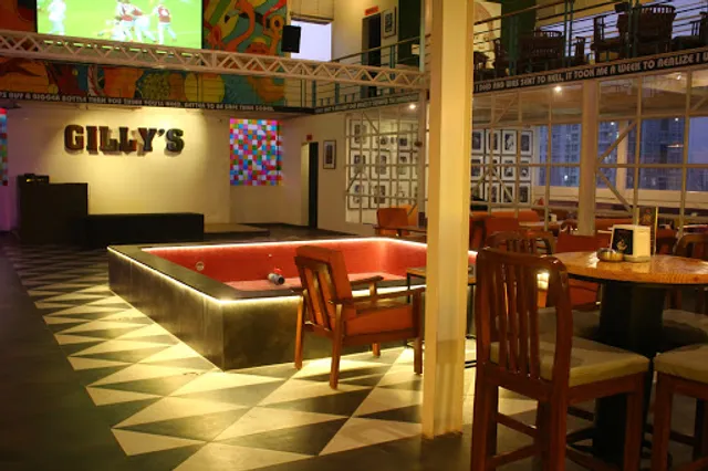 Gilly's Super Bar