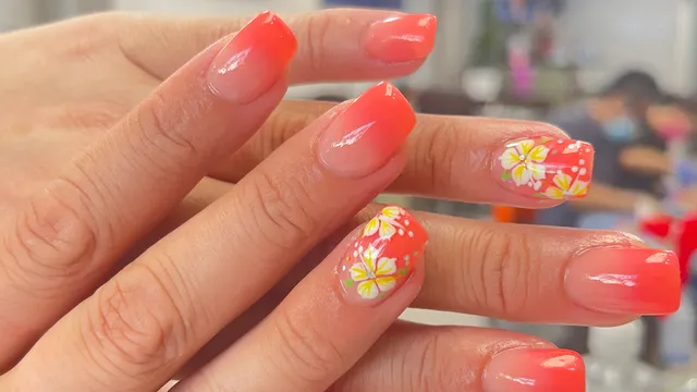 Hale Aloha Nani nails and salon