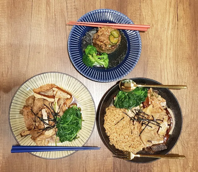 入素蔬食滷味-福德總店（內用最後點餐20:00，外帶到21:00）