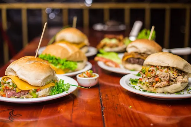 Hambugueria Gourmet Tiago Santos