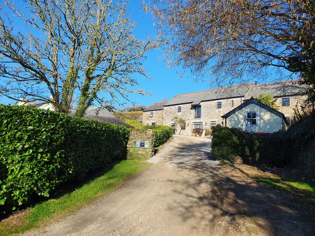 Old Lanwarnick Cottages