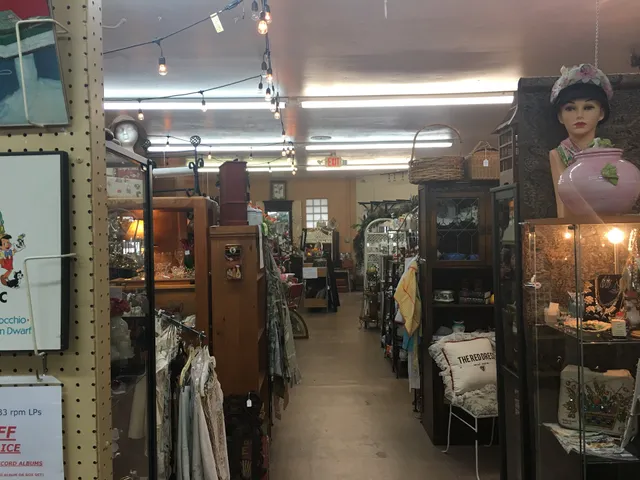 KT Antiques