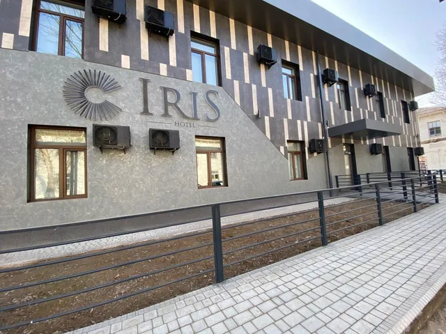 Hotel IRIS