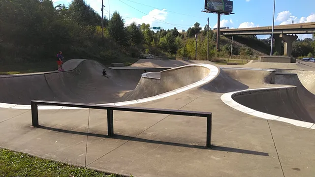 Wheeling 24 hour skatepark