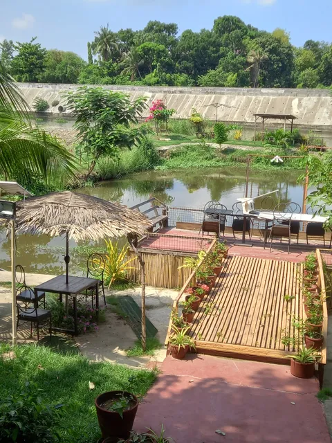 The River House (Govantes)