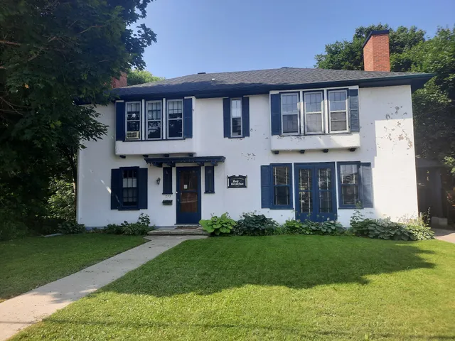 Lochiel Street Bed & Breakfast