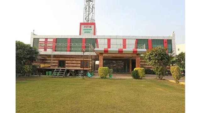 OYO Hotel Krishna Greens