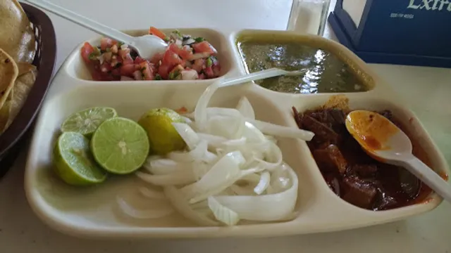 Carnitas Castillo 3 de R.L.