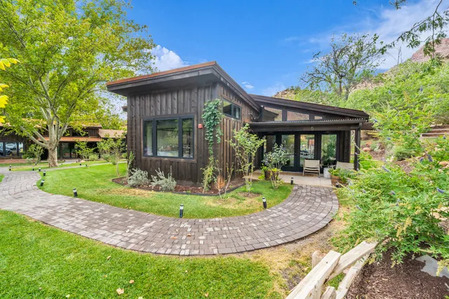 Canyon Casitas at Zion