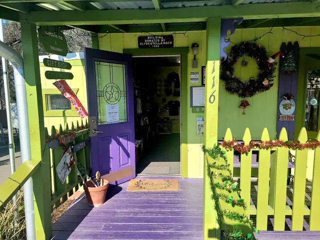 Senior Citizen Craft Shop