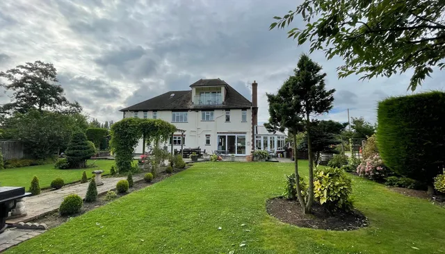 Elmcroft Guest House