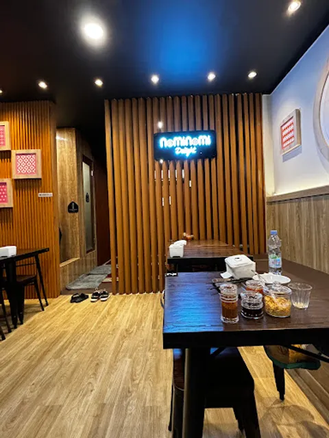 NoMiNoMi Delight - Grand Wisata