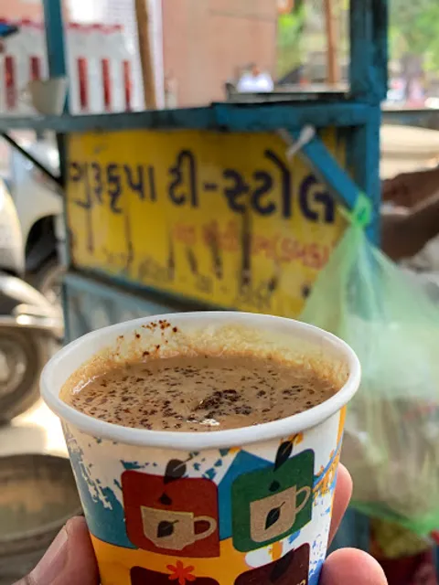 Sureshkaka Ni Cha (Gurukrupa Tea Stall : Serving Since 1973)