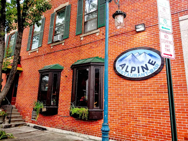Alpine Restaurant & Bar