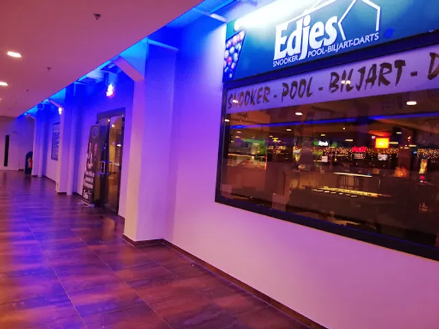 Edjes Snooker and Billiards