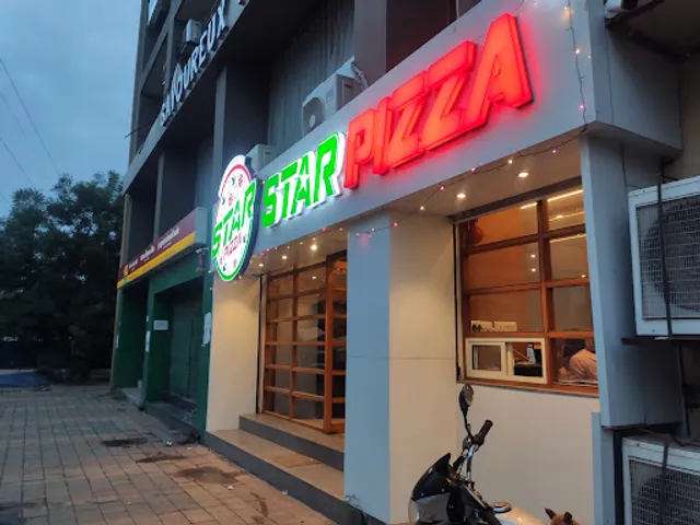 STAR PIZZA