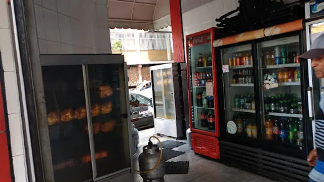 Rondelli Casa de Massas e Frangos