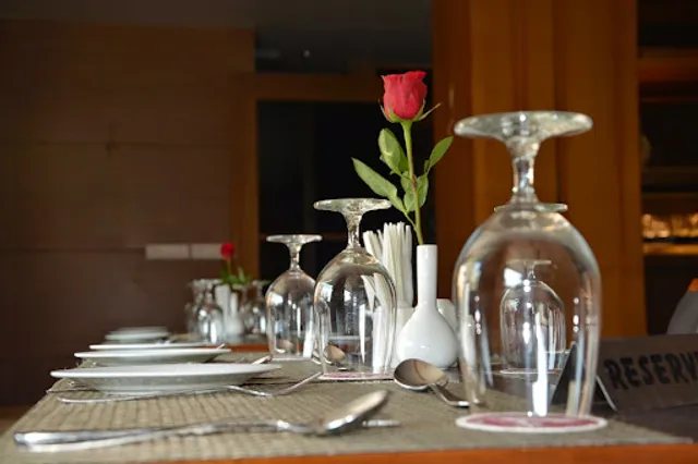 The Gourmet Central Family Restaurant & Bar